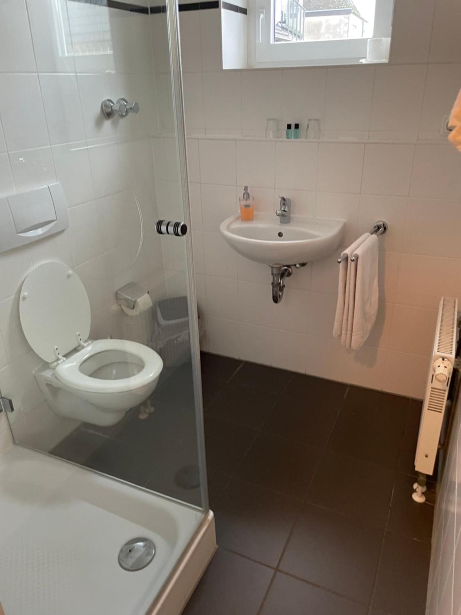 Hotel Merkenich Kolonia Zewnętrze zdjęcie