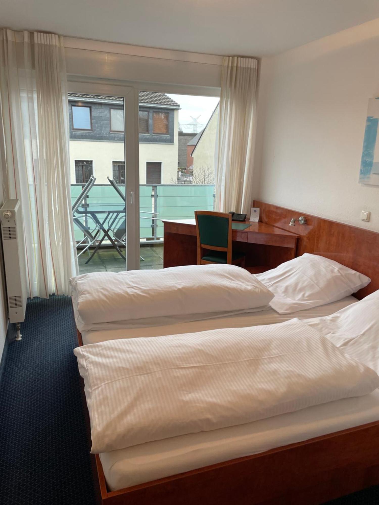 Hotel Merkenich Kolonia Zewnętrze zdjęcie