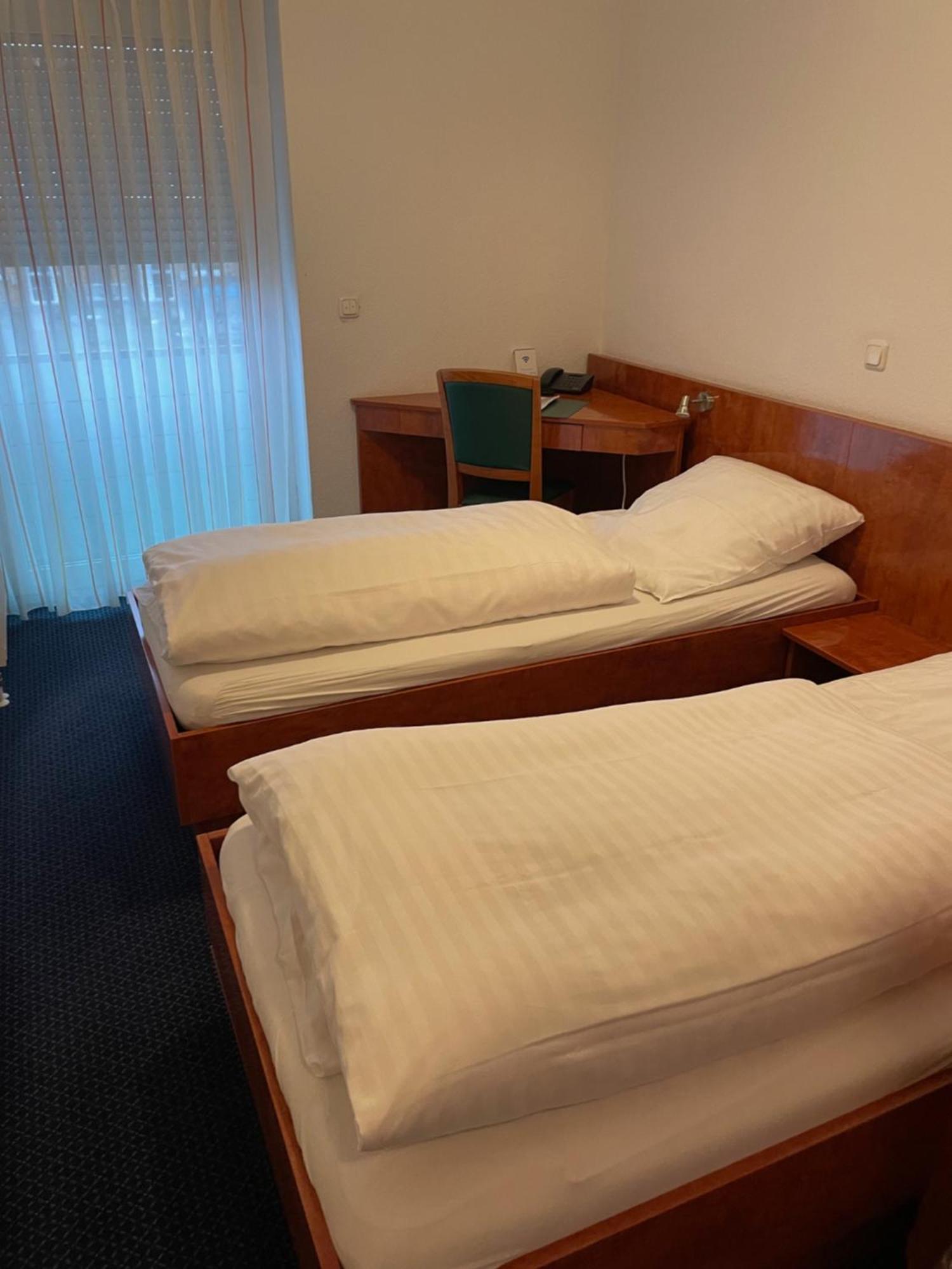 Hotel Merkenich Kolonia Zewnętrze zdjęcie